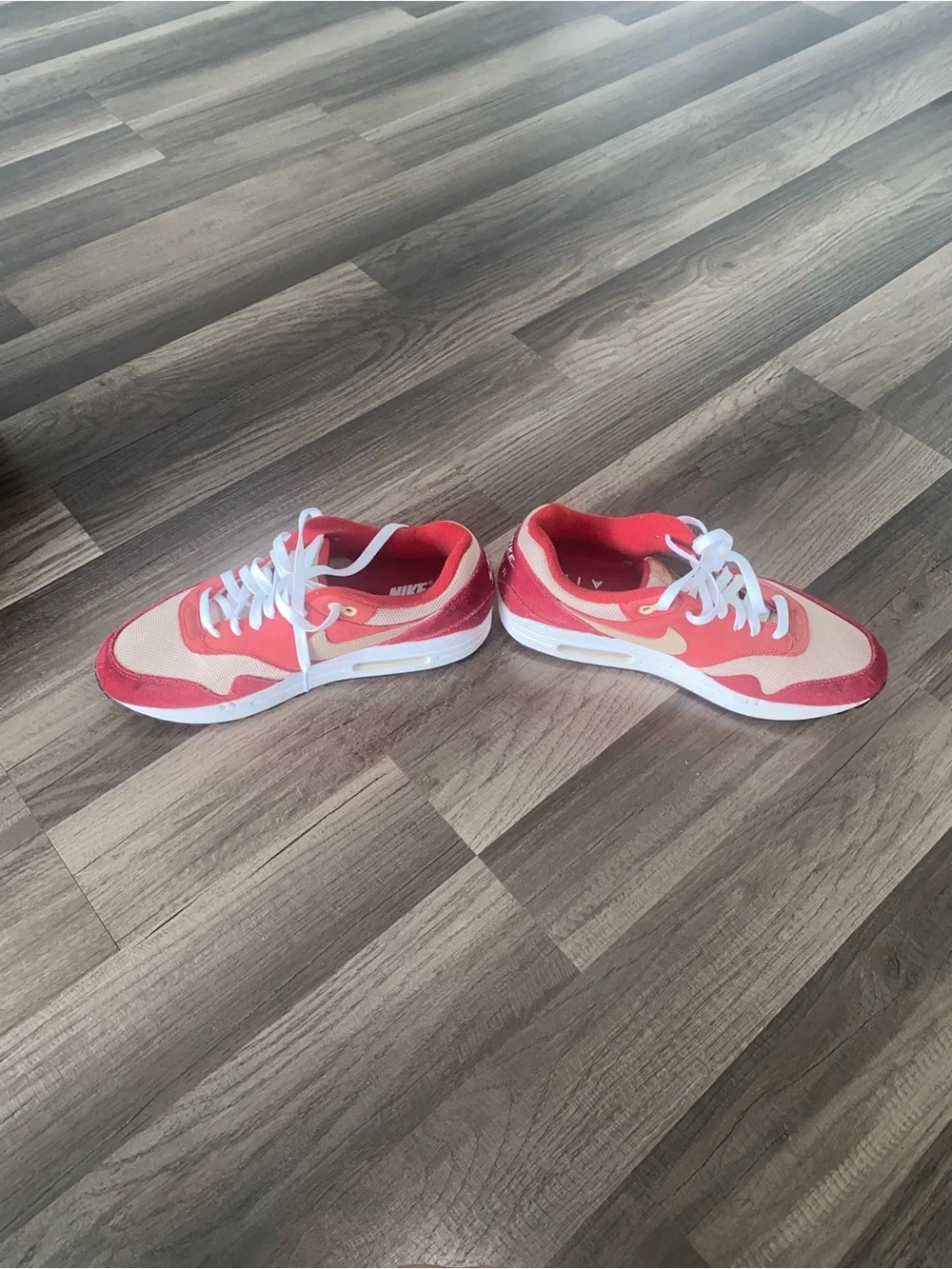 Nike lightweight air